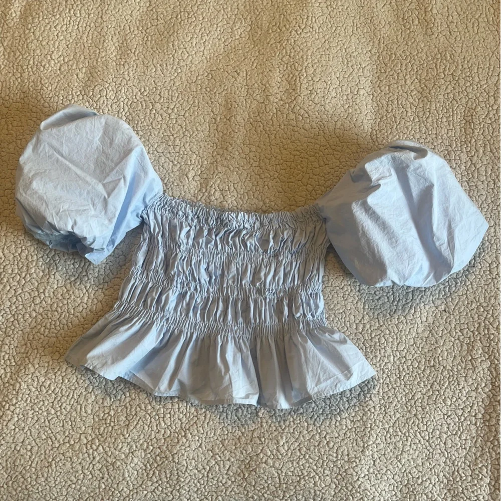 ASTR Light Blue Cinderella Puff Sleeve Smocked Top Medium